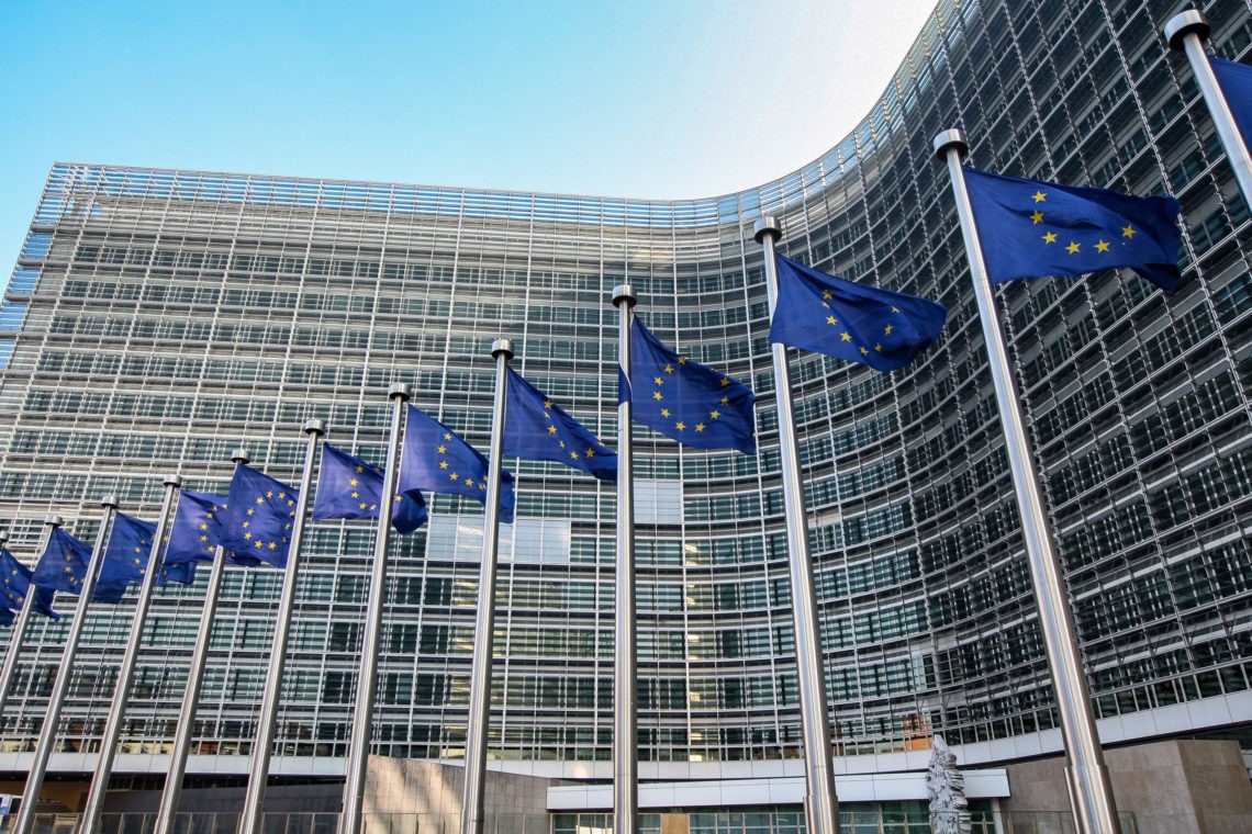 LA COMISIÓN EUROPEA IMPONE EL DERECHO ANTIDUMPING DEFINITIVO SOBRE LAS IMPORTACIONES DE NEUMÁTICOS CHINOS DE TURISMO Y CAMIÓN LIGERO